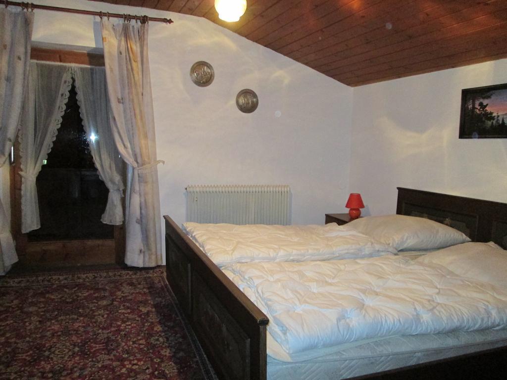 Haus Bergfrieden Apartment Achenkirch Ruang foto